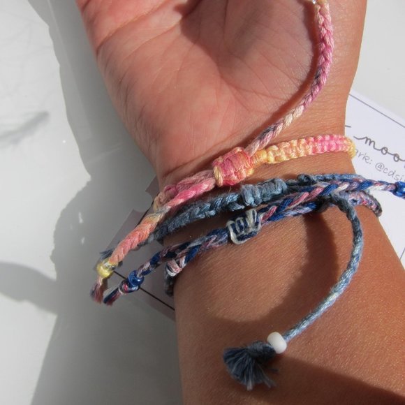 Handmade Beaded Macrame Friendship Bracelet - Picture 3 of 5